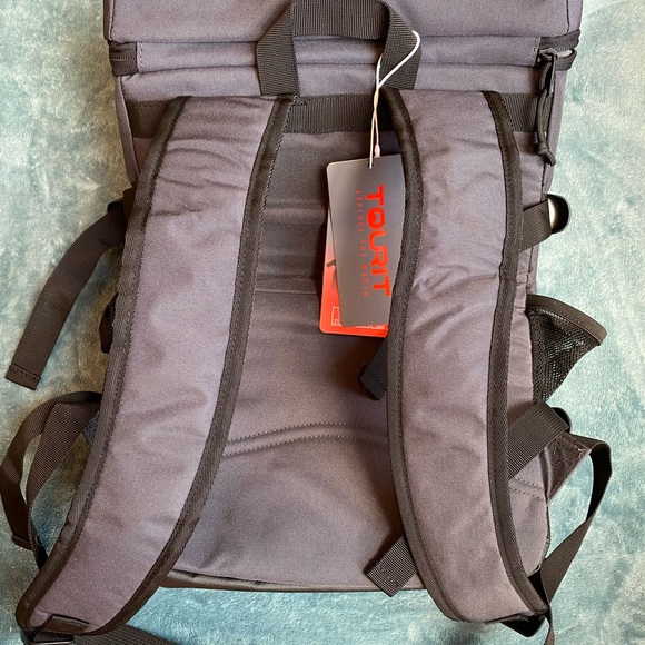 Tourit 32 Cans Cooler Backpack Leakproof Large Capacity Insulated Backpack - Picture 4 of 12